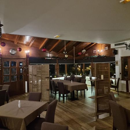 Lux Smestaj Ivanjicki Konaci Ivanjica Buitenkant foto