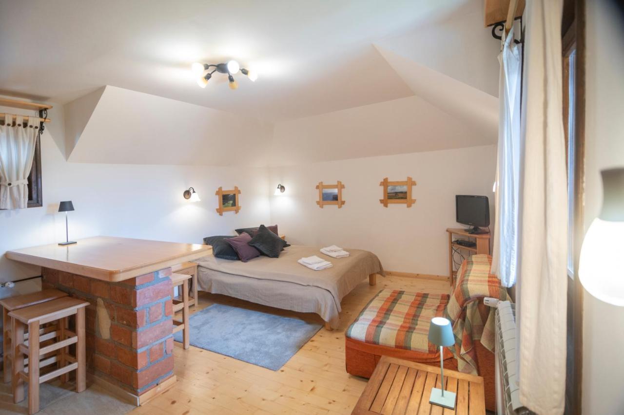 Lux Smestaj Ivanjicki Konaci Ivanjica Buitenkant foto