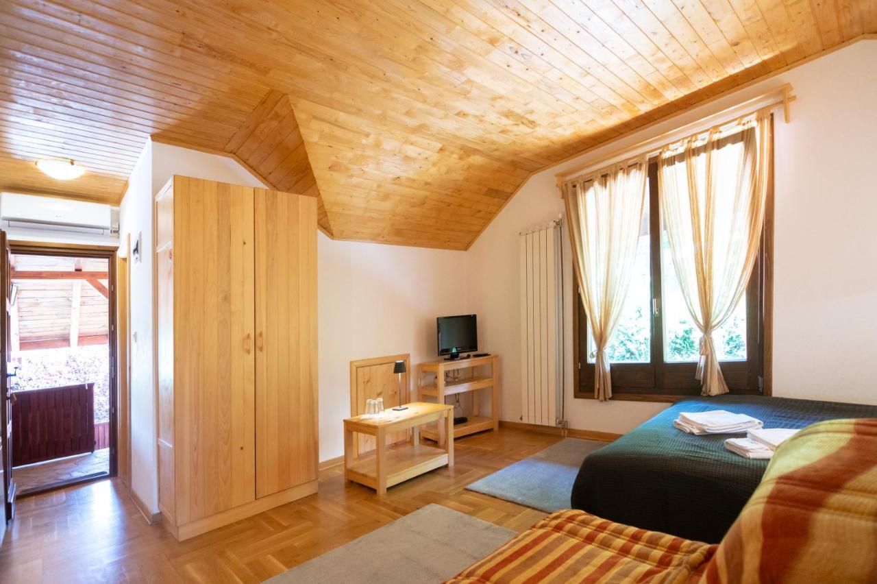 Lux Smestaj Ivanjicki Konaci Ivanjica Buitenkant foto