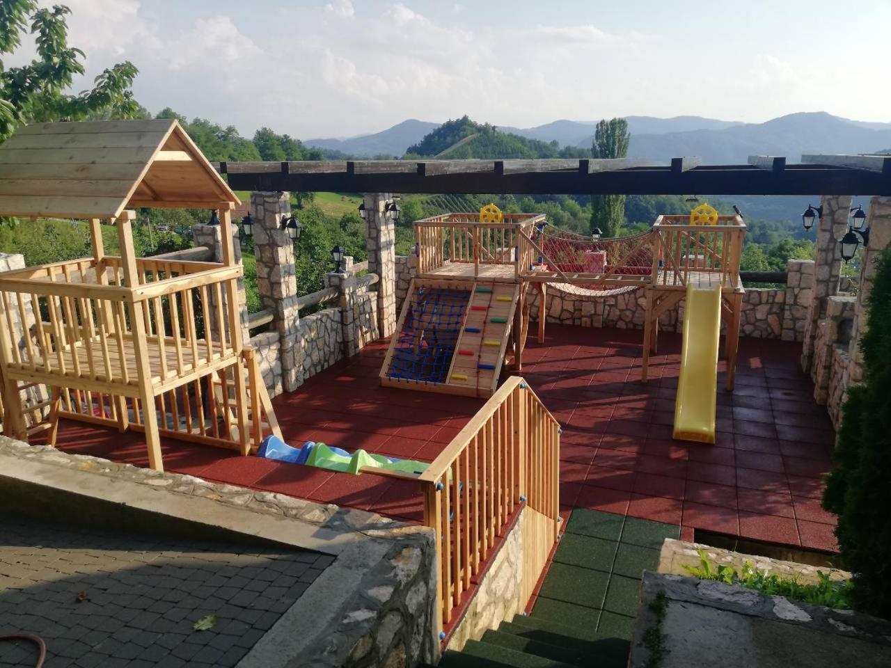 Lux Smestaj Ivanjicki Konaci Ivanjica Buitenkant foto
